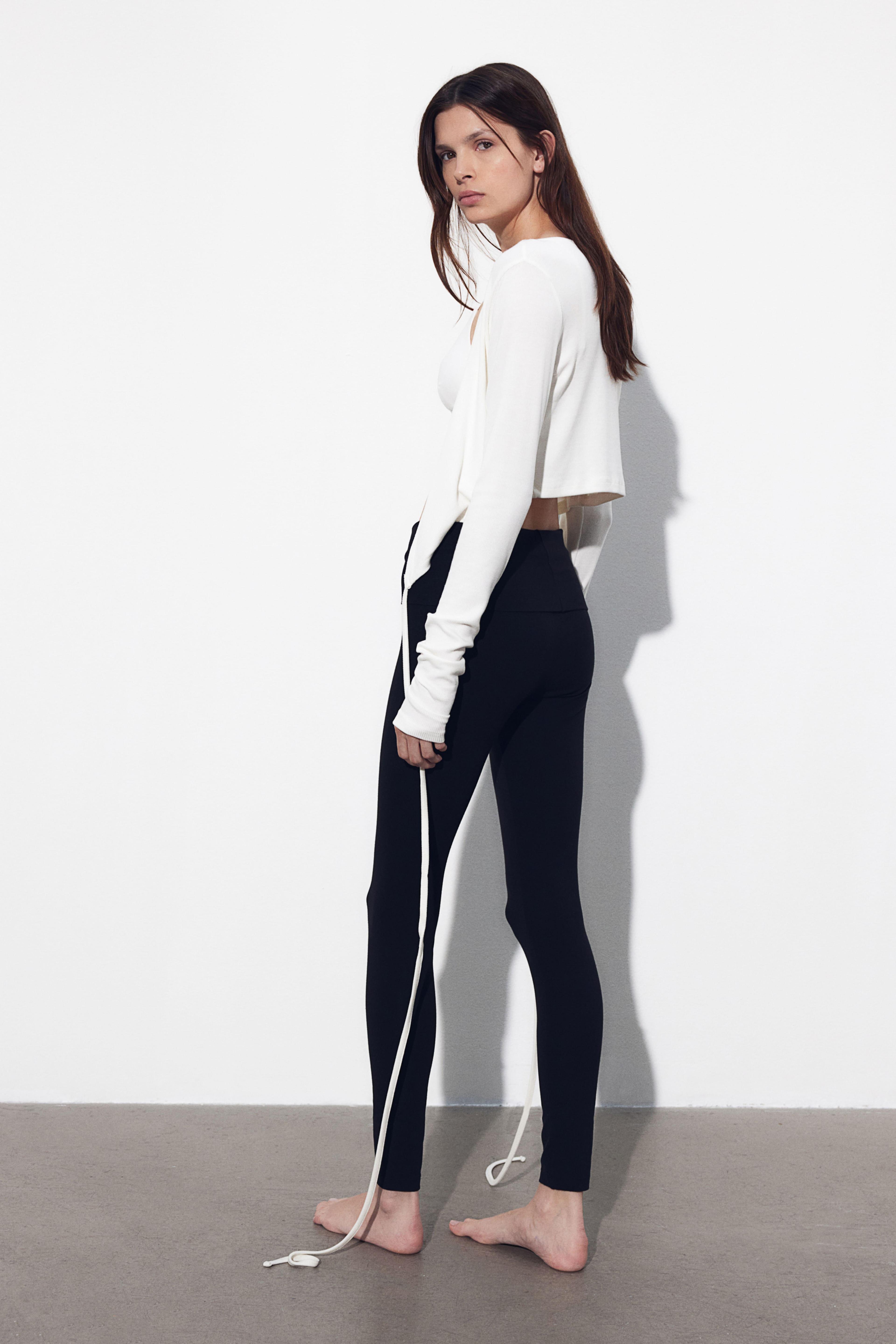 Folded-Waistband Leggings Product Image