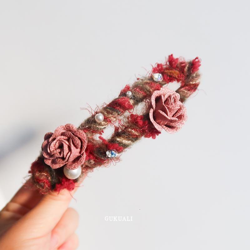 Floral CZ Hair Clip Product Image