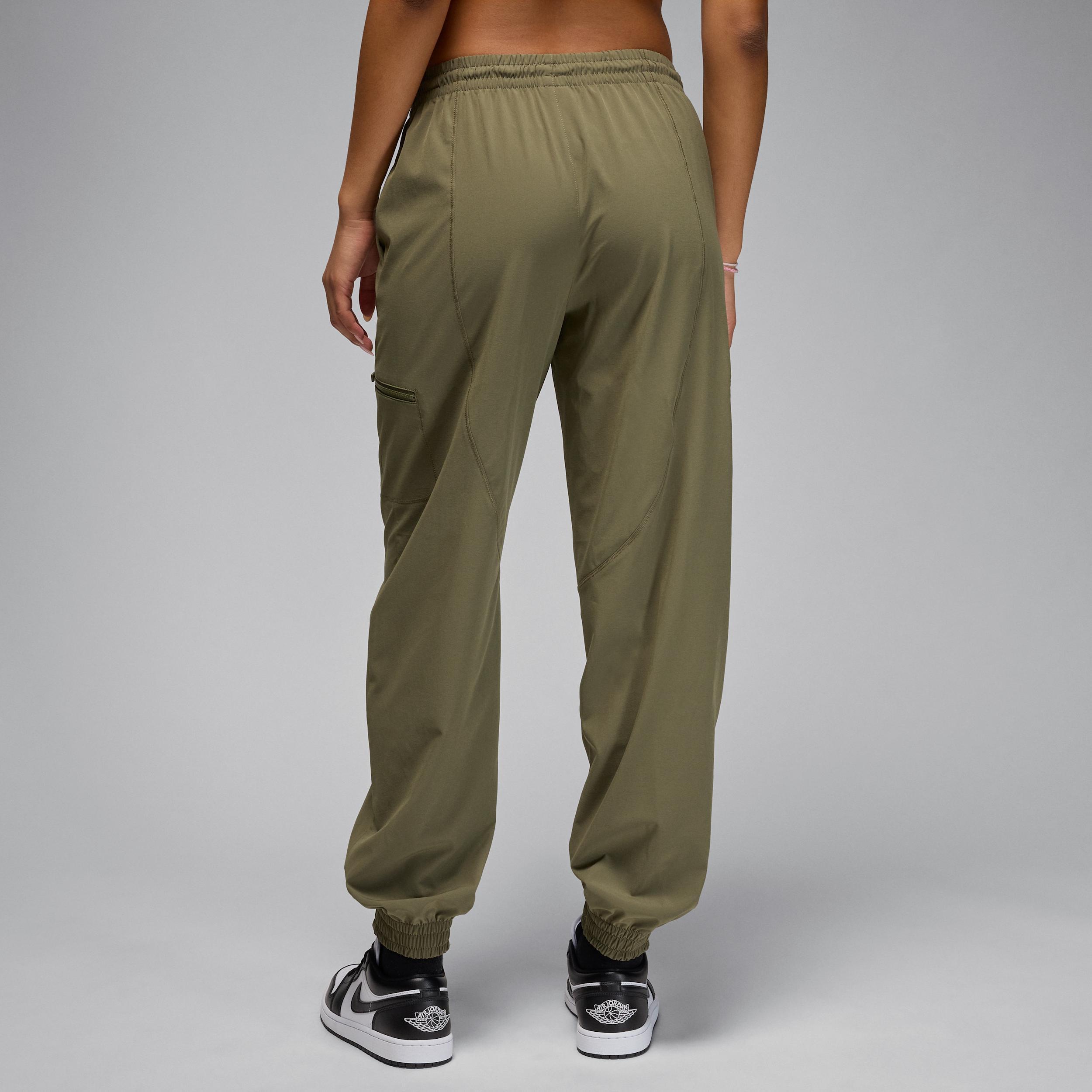 Jordan Sport Women's Tunnel Pants Product Image