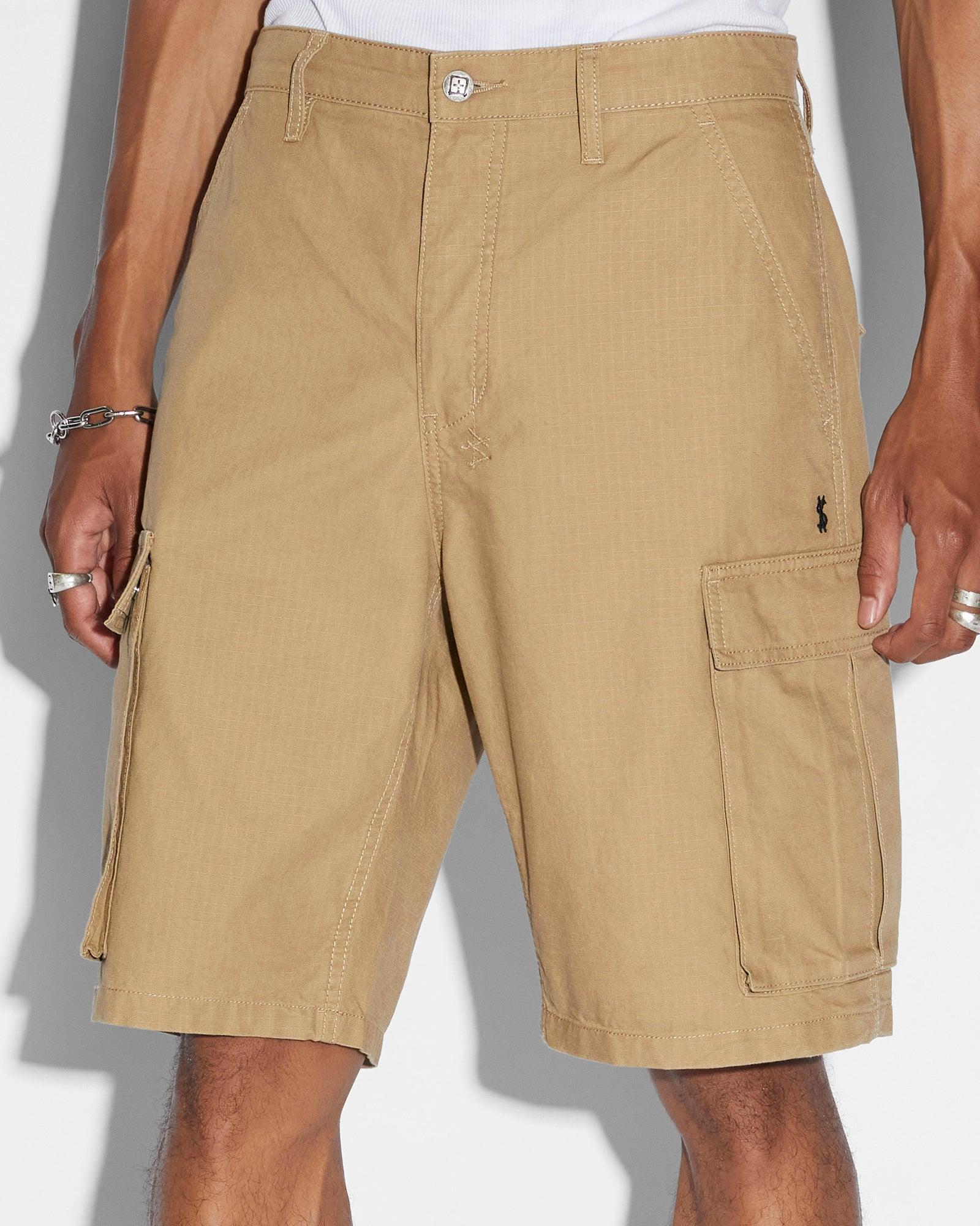 FUGITIVE CARGO SHORT DARK TAN Male Product Image