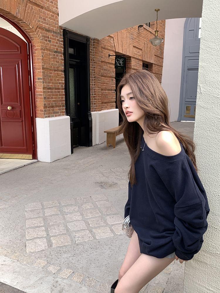 One-Shoulder Plain Oversized Pullover Product Image