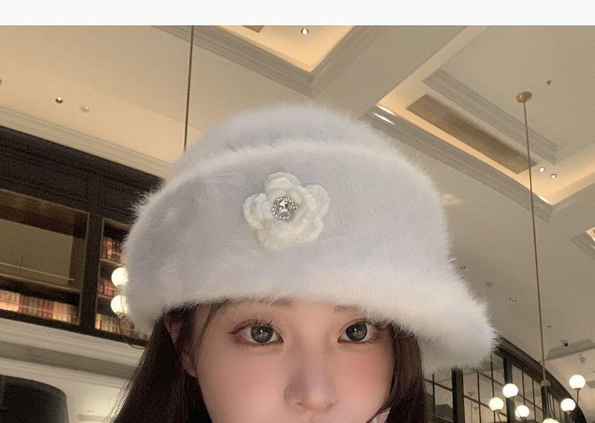 Rhinestone Knit Beret Product Image