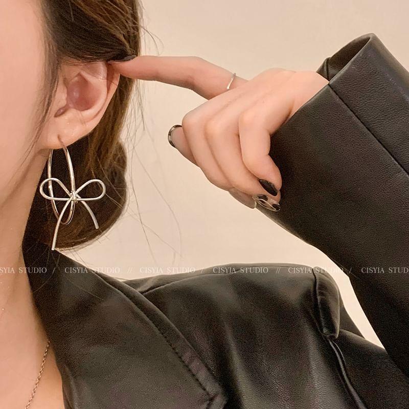 Bow Alloy Hoop Earring Product Image