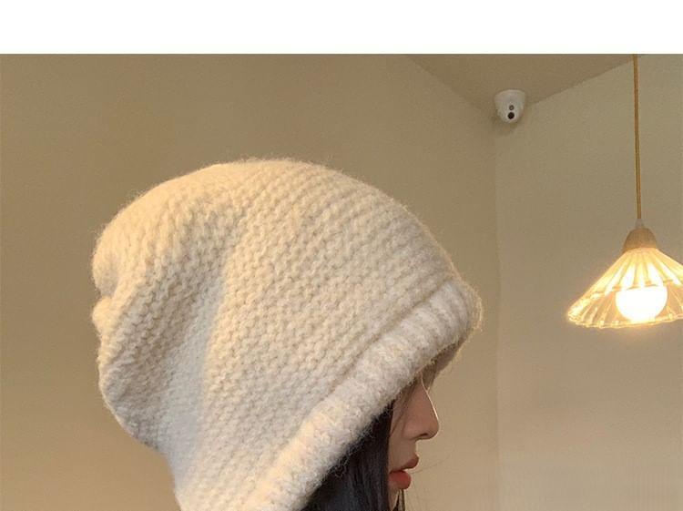 Plain Knit Hat Product Image