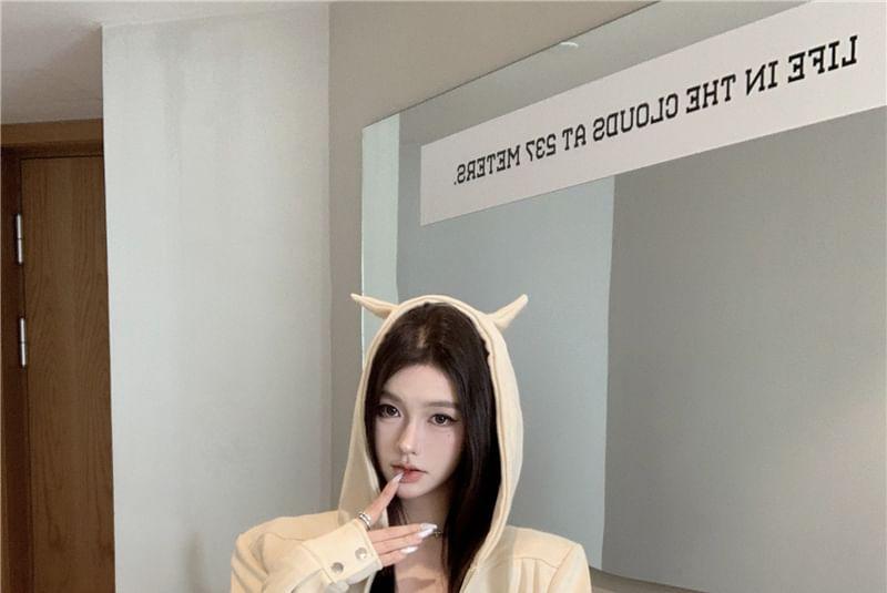 Plain Horn Accent Zip-Up Crop Hoodie Product Image