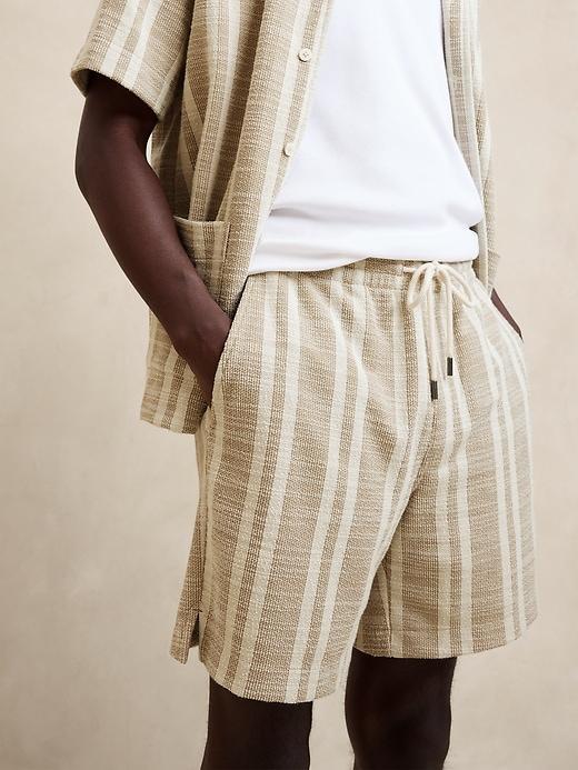 Stripe Jacquard Easy Short Product Image