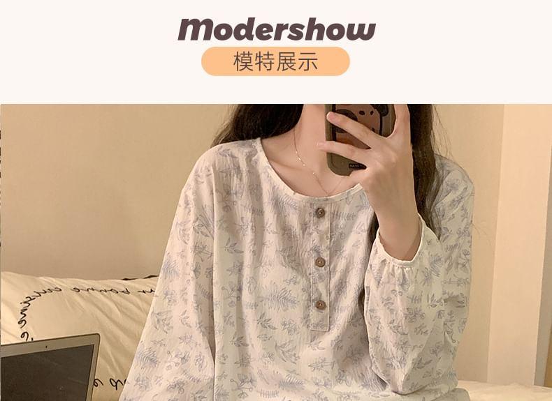 Pajama Set: Long-Sleeve Floral Top + Pants Product Image