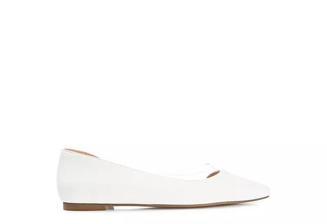 Journee Collection Womens Mikki Flat Product Image