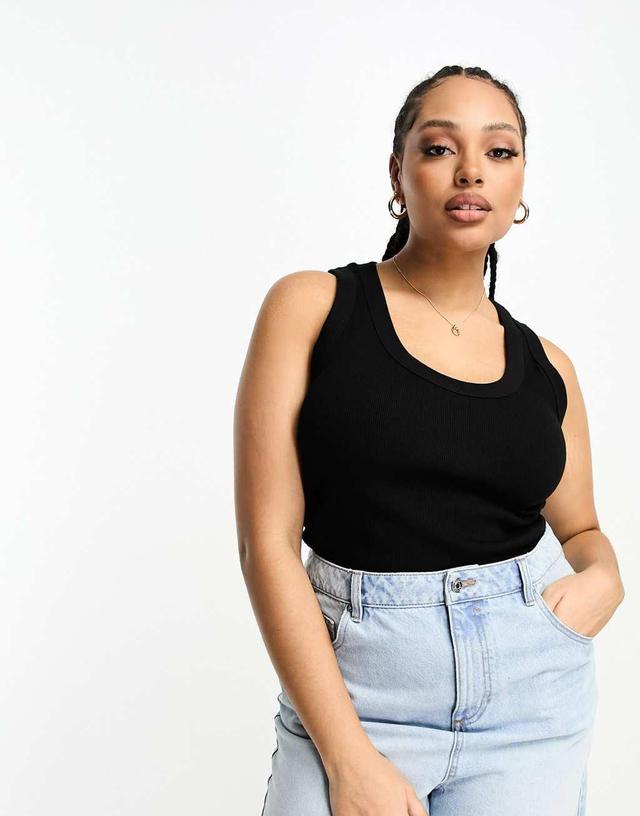 River Island Plus scoop neck tank in black Product Image