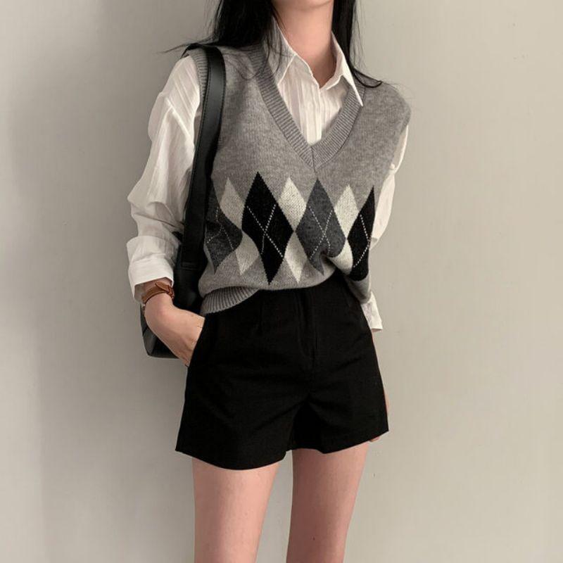 V-Neck Argyle Sweater Vest Product Image