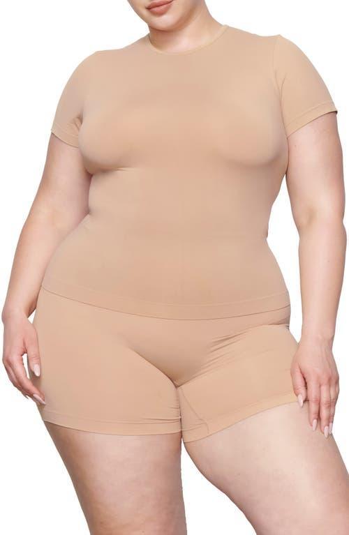 SKIMS Soft Smoothing Seamless T-Shirt Product Image