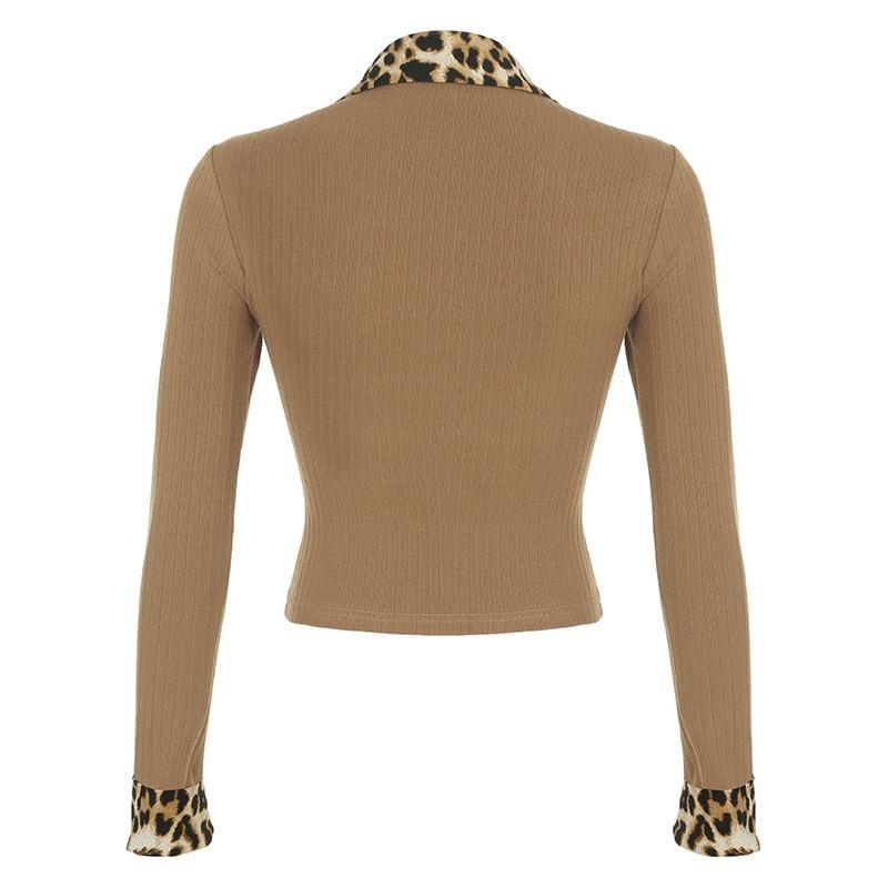 3/4-Sleeve V-Neck Leopard Panel Crop Polo Shirt Product Image