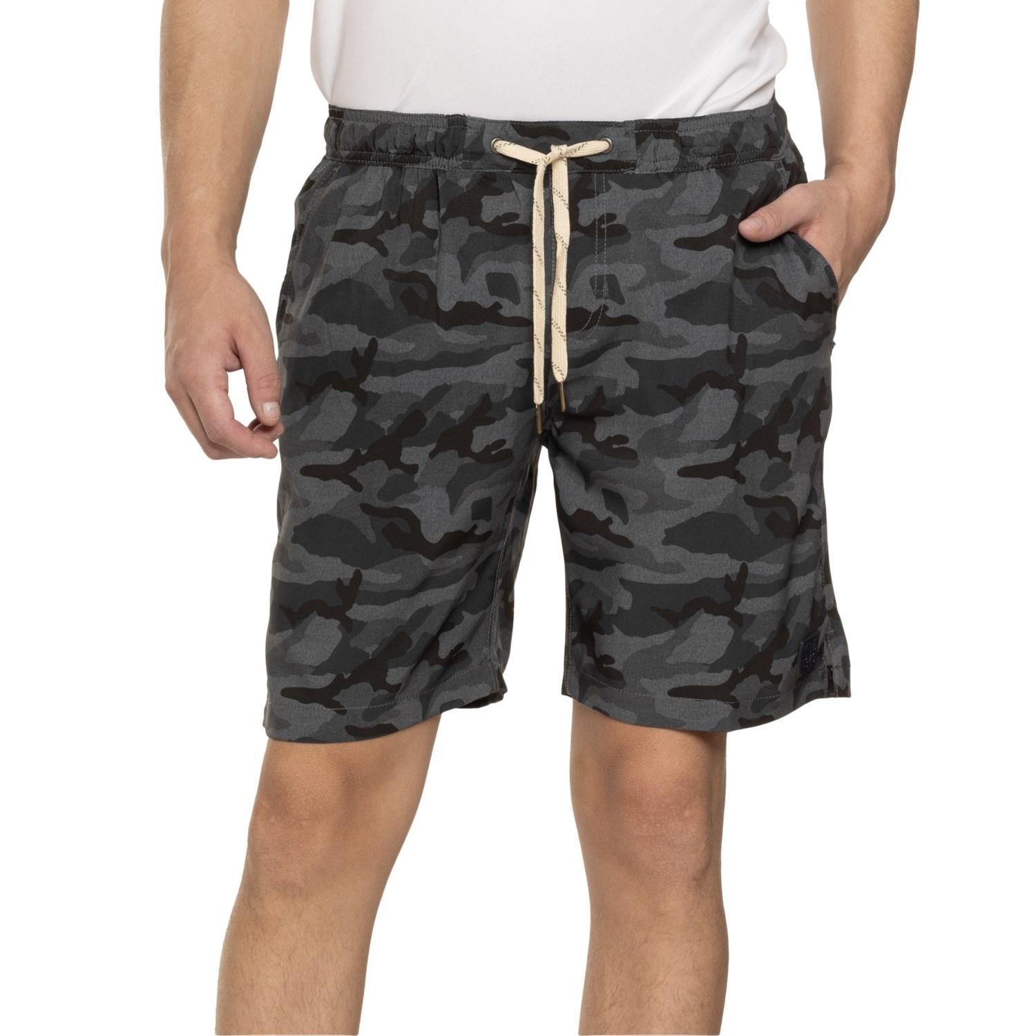 Vintage 1946 Camo 2-in-1 Sport Shorts - 7” Product Image