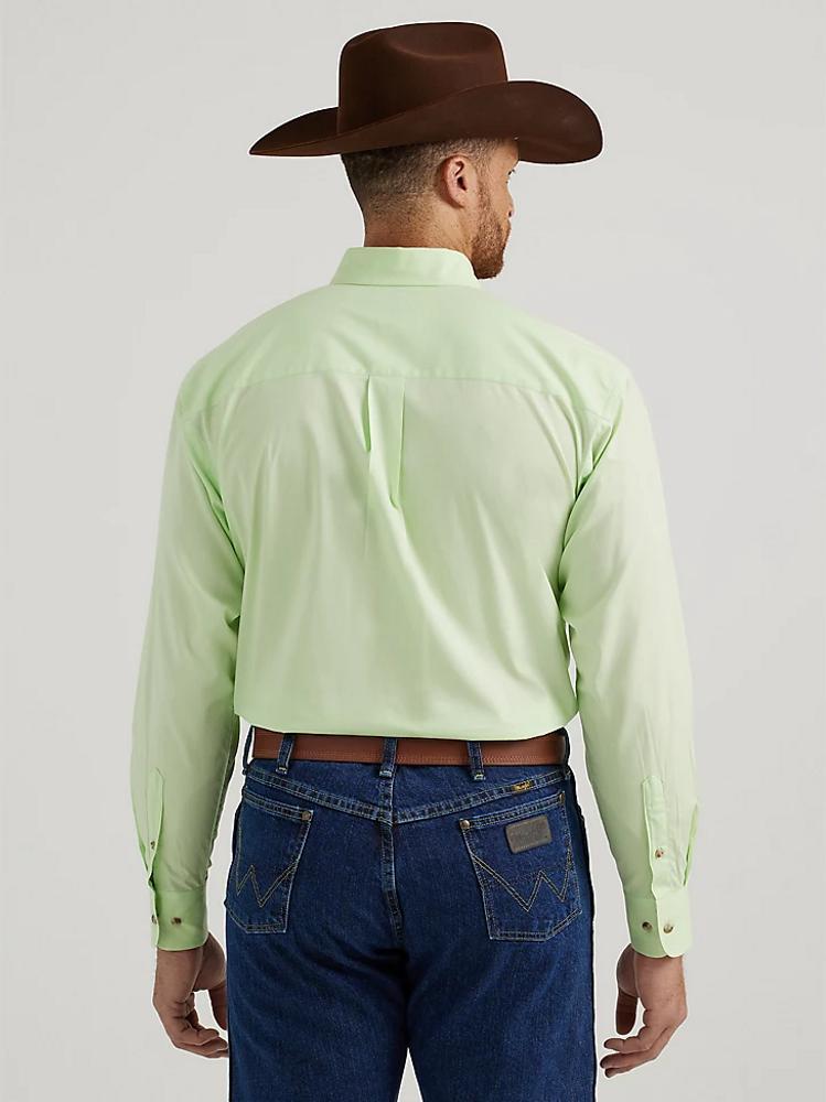 Wrangler® George Strait™ Men's L/S Solid Lime Buttondown Shirt Product Image