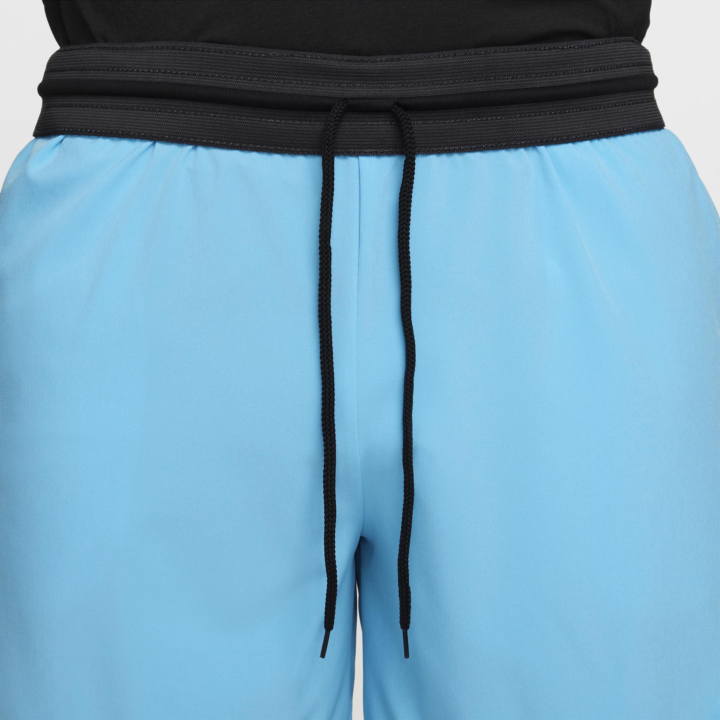 Nike Mens DNA Dri-FIT 6 UV Woven Basketball Shorts Product Image