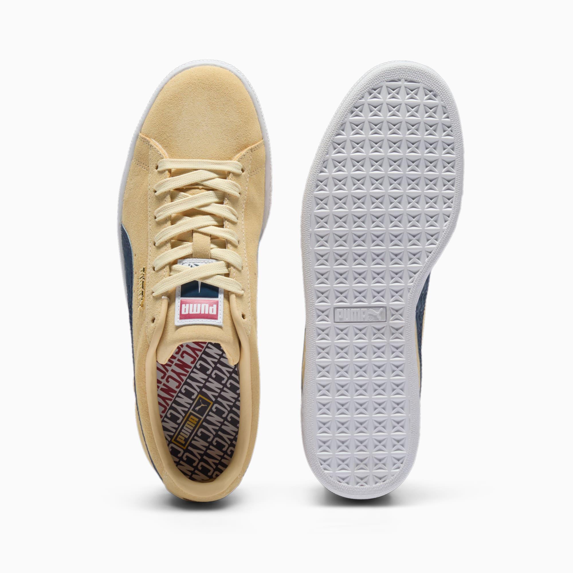 Suede Classic USA Flagship Sneakers Product Image