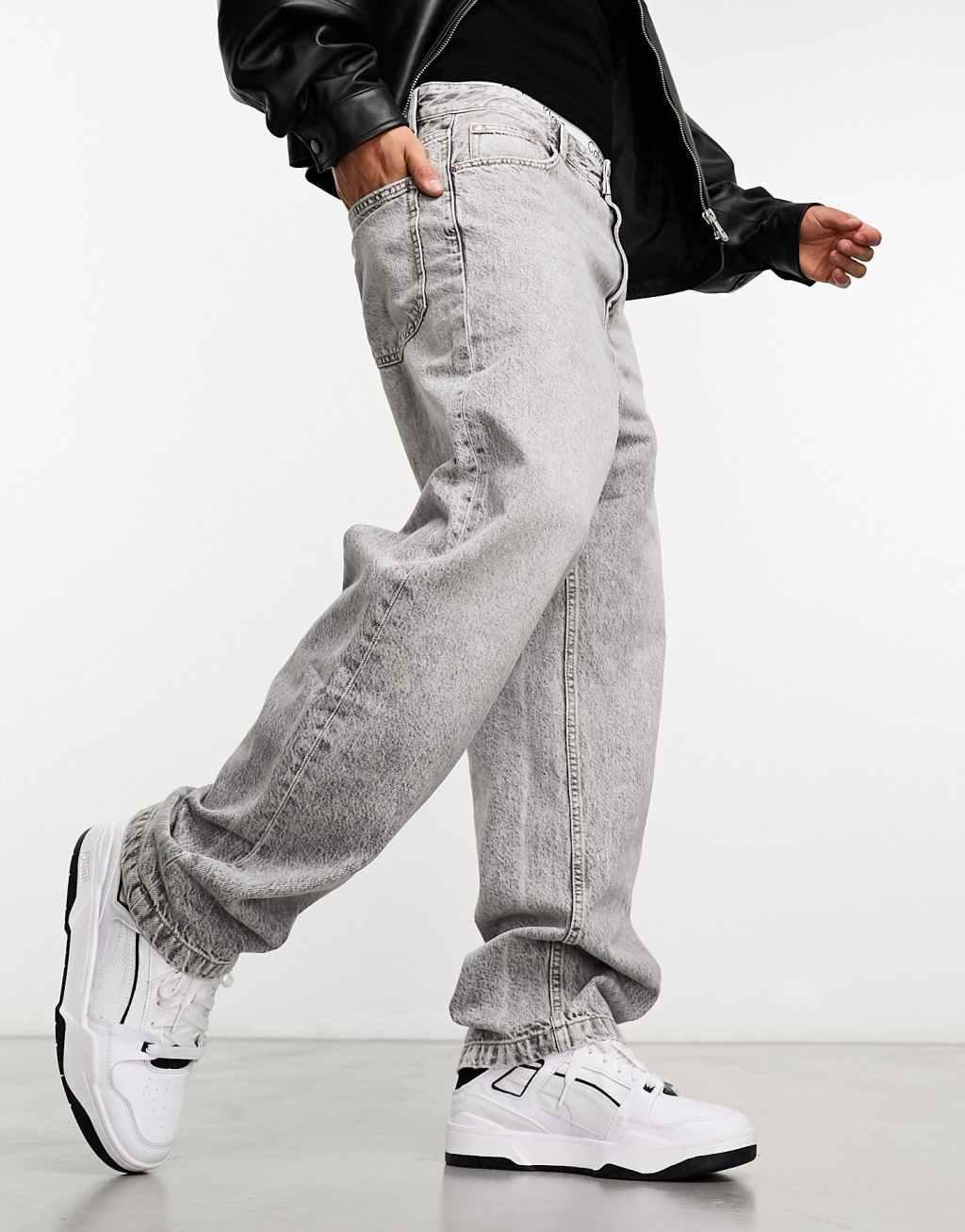 Bershka baggy jeans Product Image