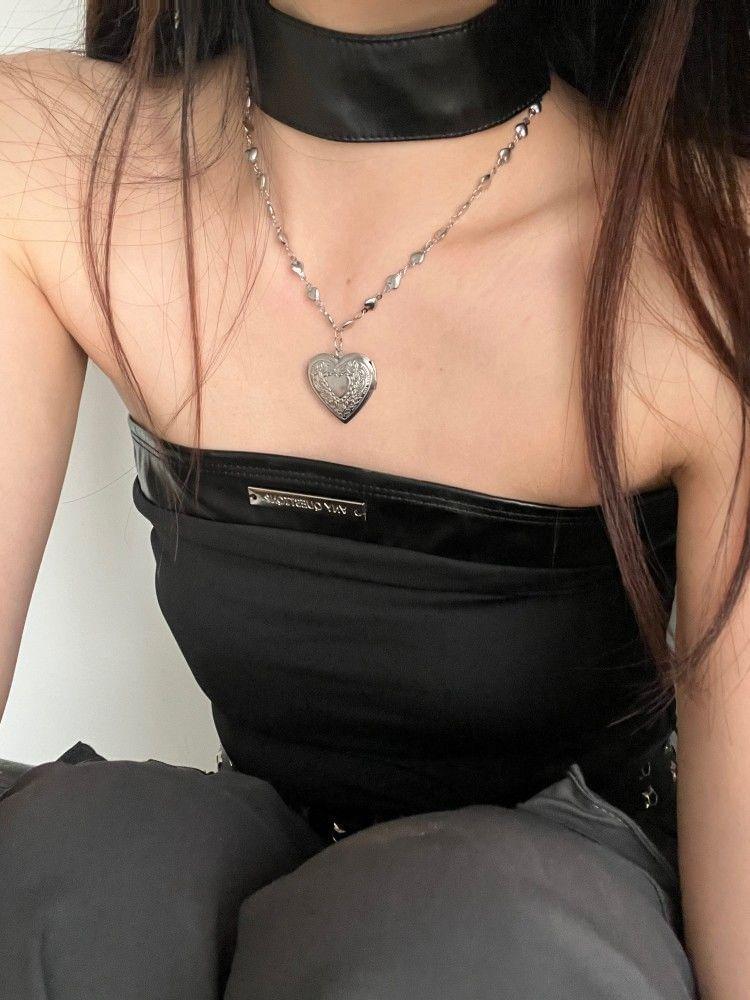 Heart Pendant Alloy Choker Product Image