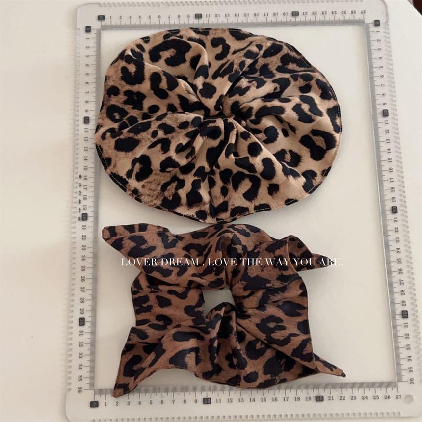 Leopard Print Scrunchie Product Image