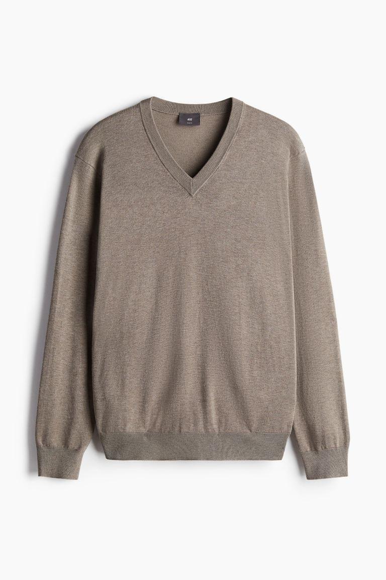 Slim Fit Fine-Knit V-Neck Sweater Product Image