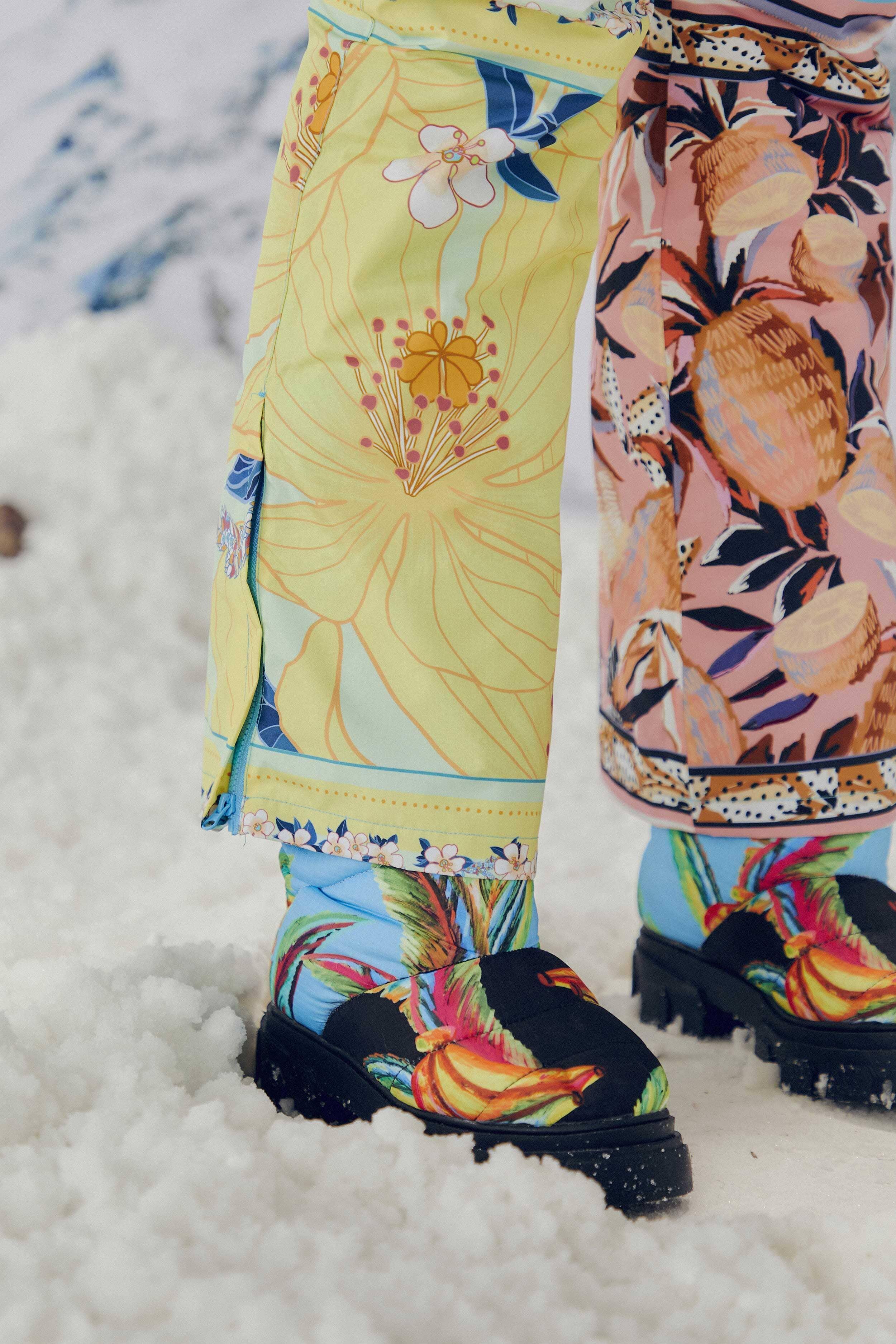 Mixed Scarves Ski Pants Product Image