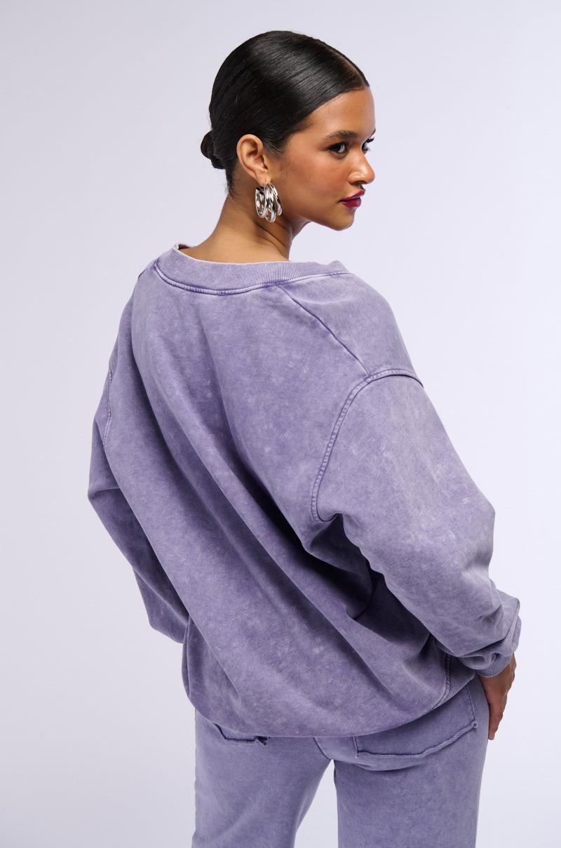 LYRA MINERAL WASHED DEEP V SWEATSHIRT Product Image