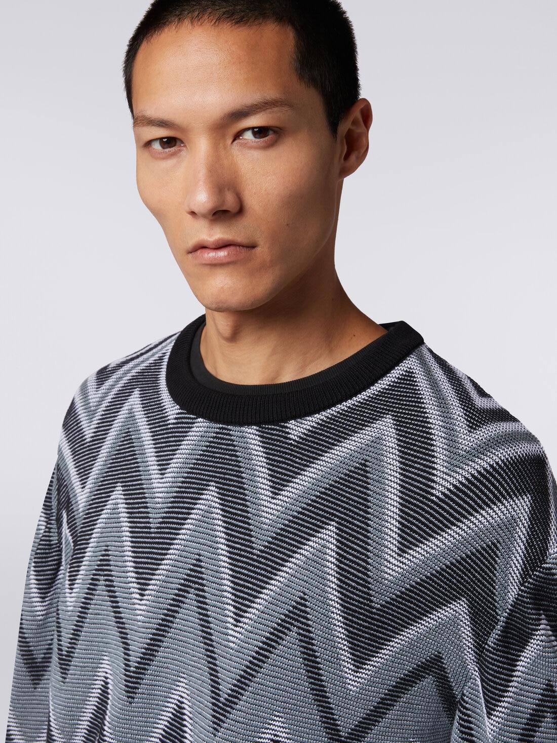 Crew-neck pullover in zigzag cotton Multicoloured | Missoni product image