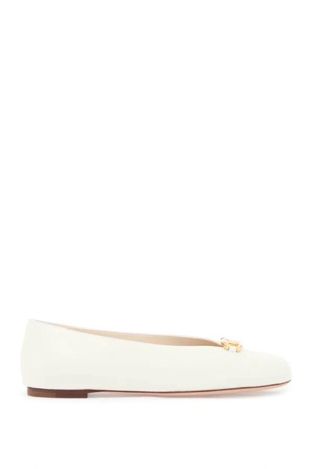 Elegant Ballerina Flats With Signature Accent In Cream product image