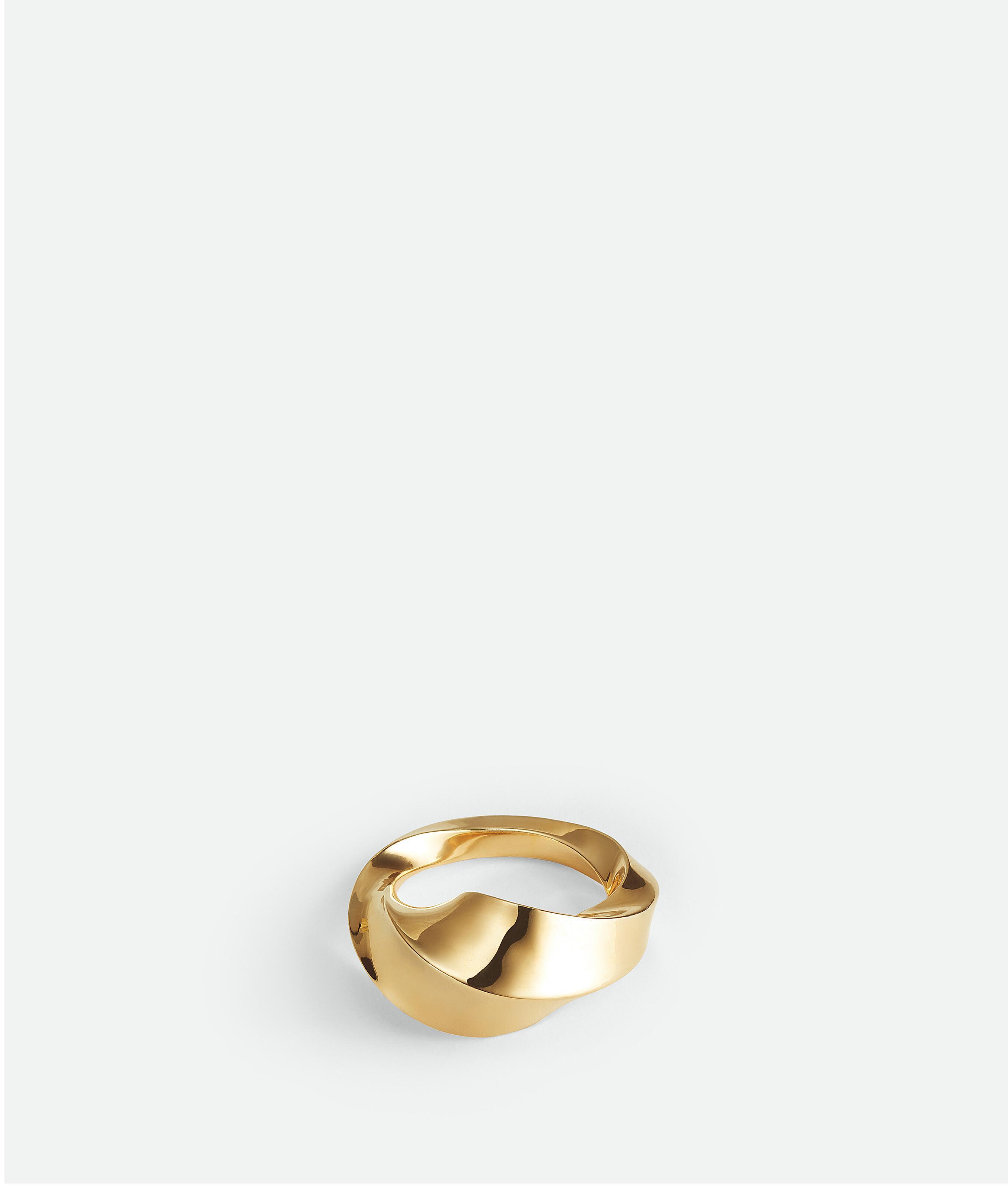 Women's Twist Ring in Yellow gold Product Image