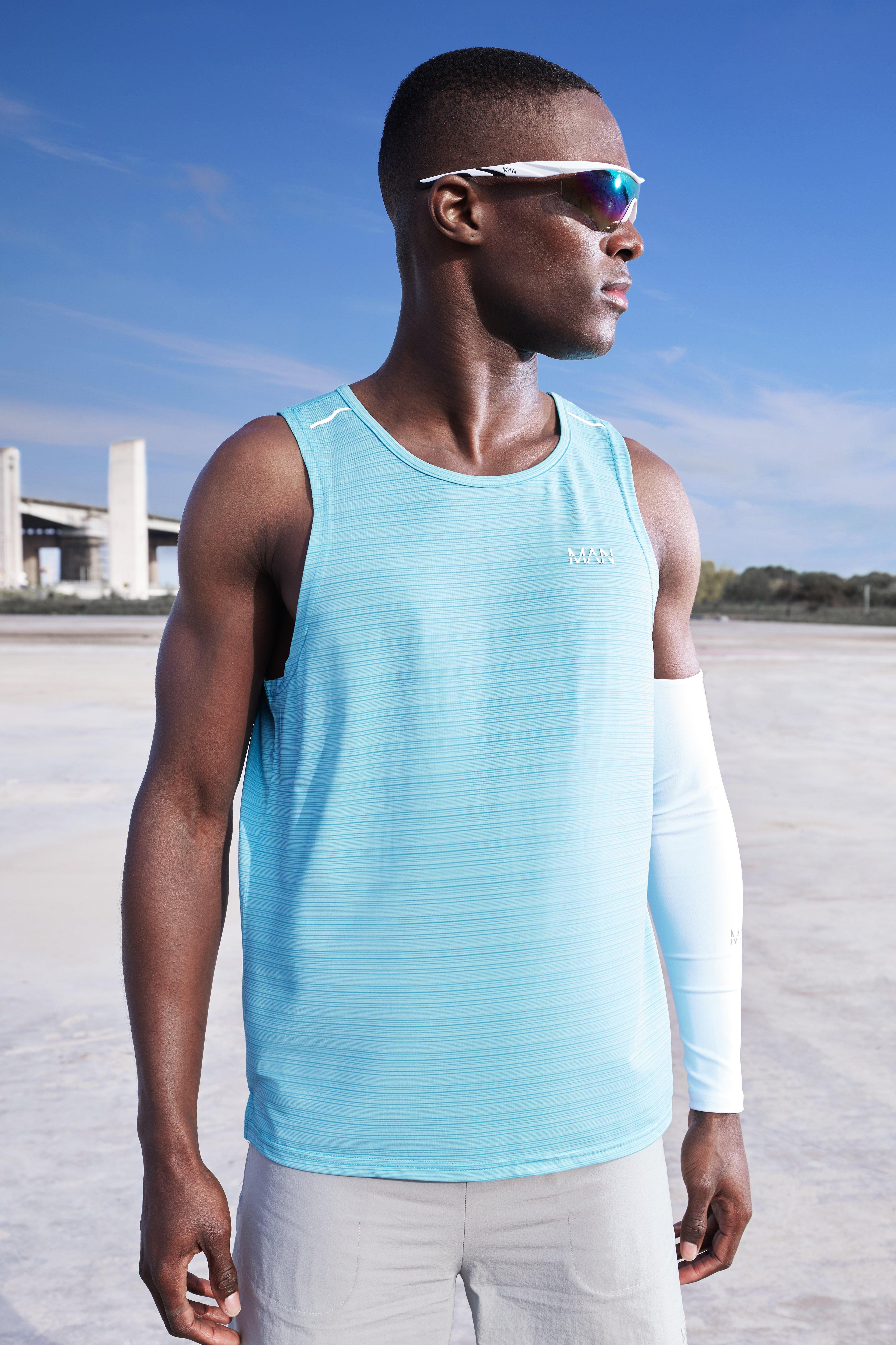 Man Active Lightweight Performance Reg Fit Vest | boohooMAN USA Product Image