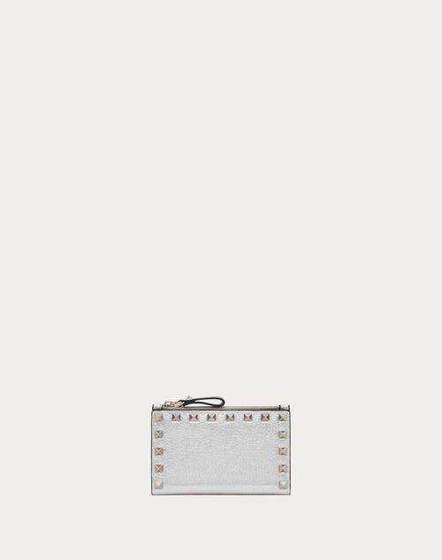 ROCKSTUD GRAINY METALLIC CALFSKIN CARD HOLDER WITH ZIPPER Product Image