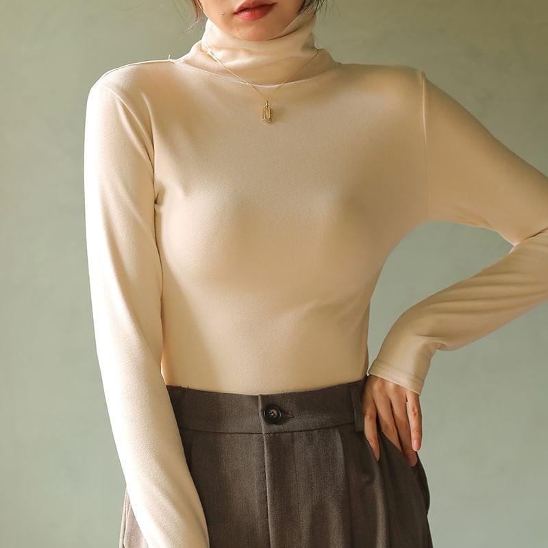 Long-Sleeve Turtleneck Plain Top Product Image