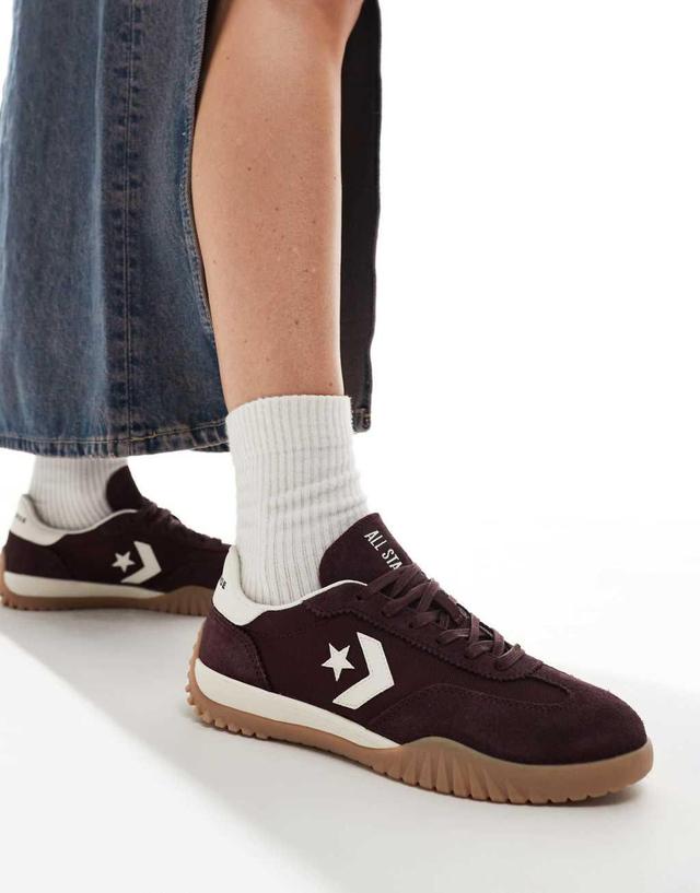 Converse Run Star sneakers in burgundy Product Image