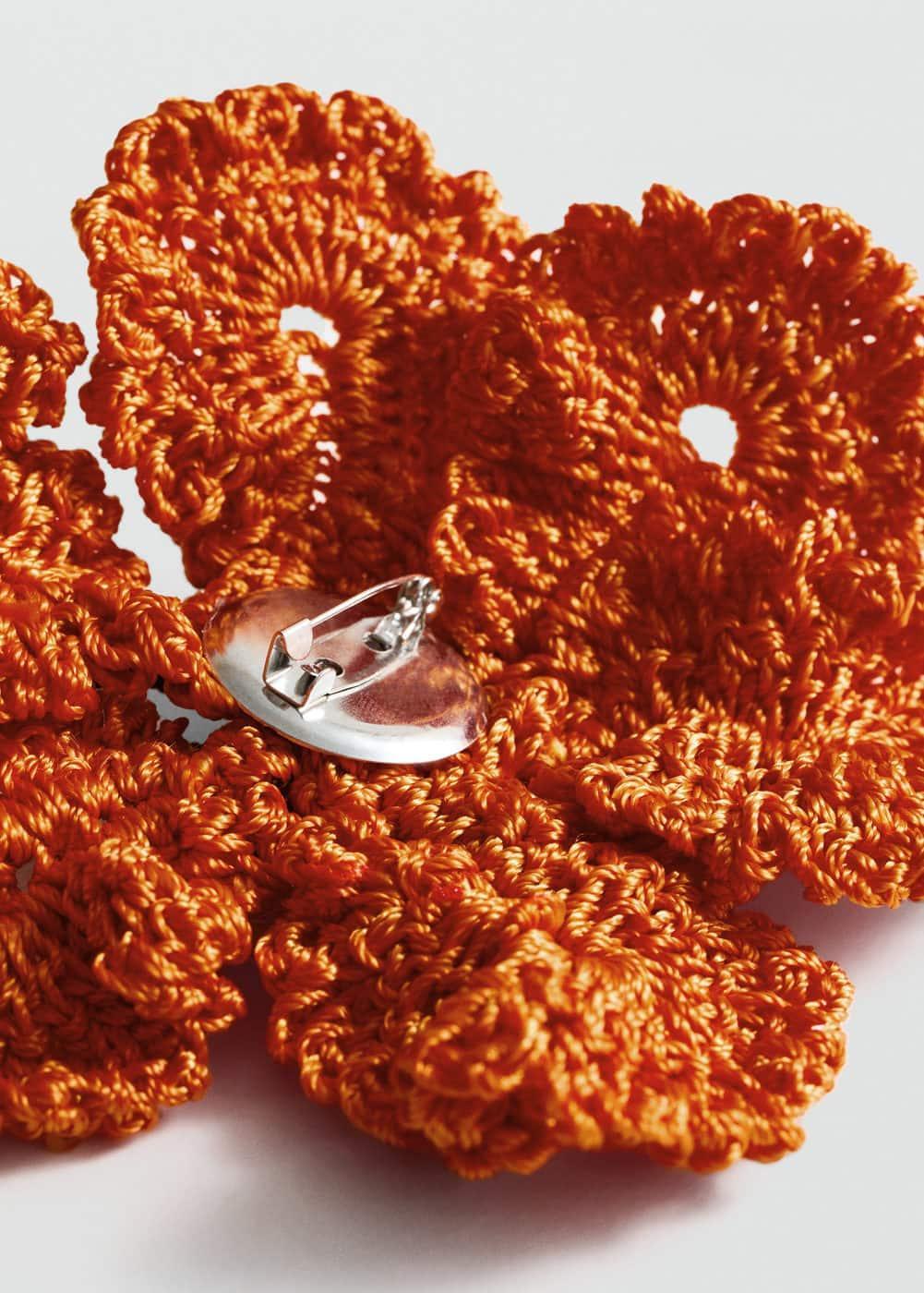 MANGO - Crochet flower brooch - One size - Women Product Image