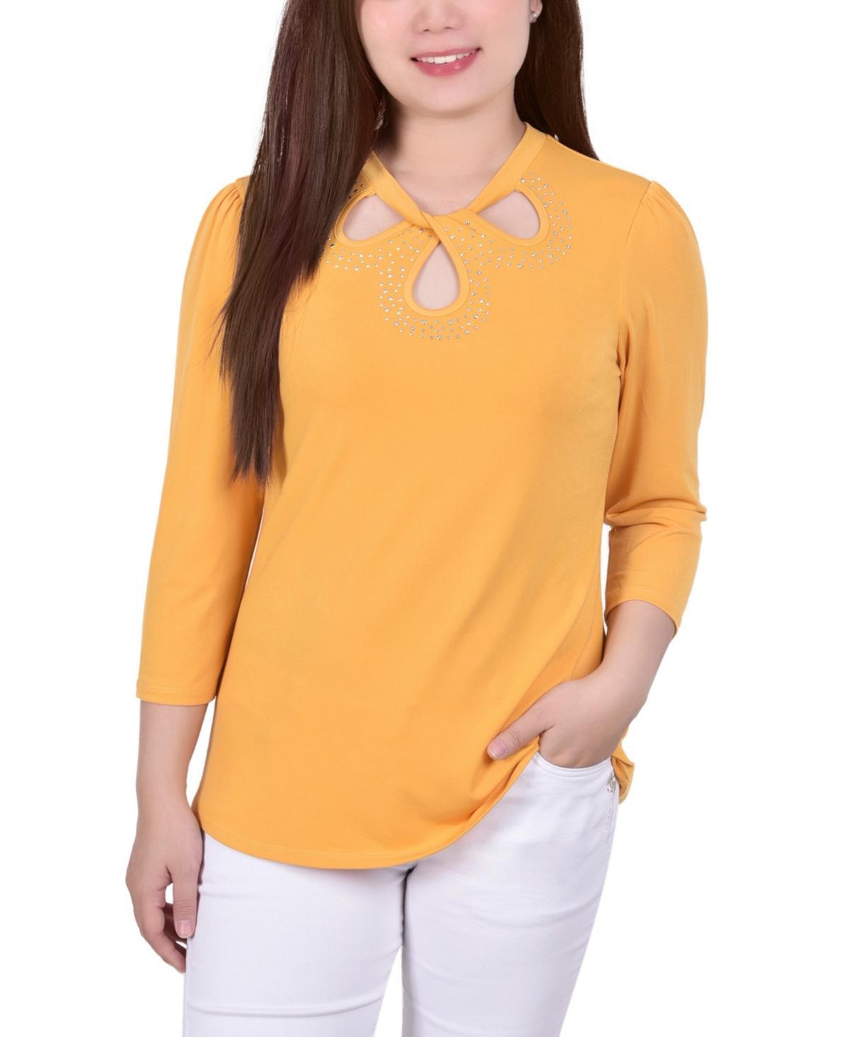 Petite 3/4 Sleeve Knit Crepe Studded Keyhole Top Product Image