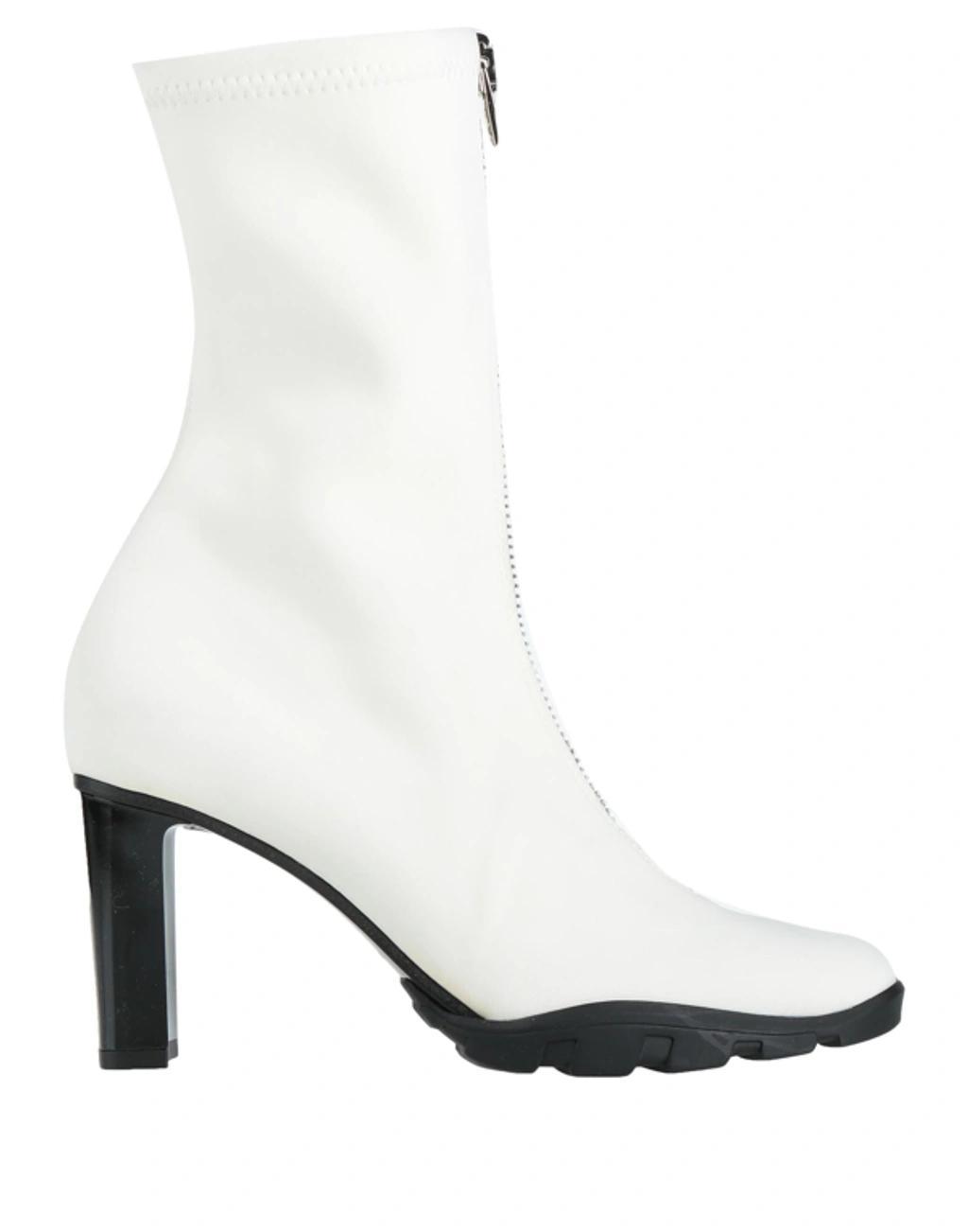 ALEXANDER MCQUEEN Ankle Boots In White product image