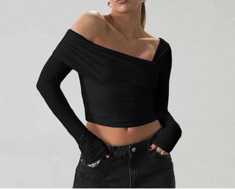 Long-Sleeve One-Shoulder Plain Cropped T-Shirt Product Image