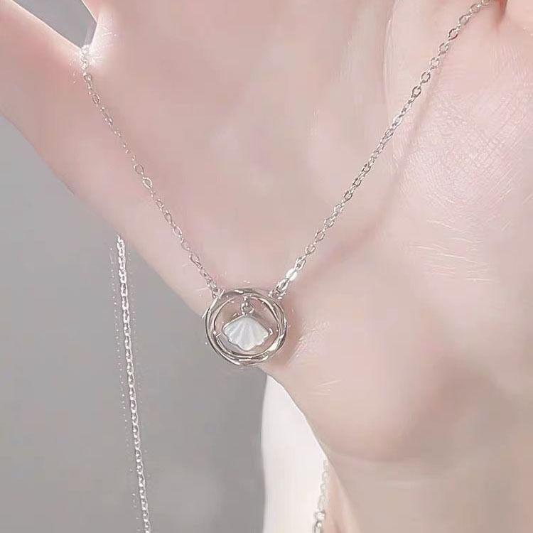 Shell Pendant Alloy Necklace Product Image