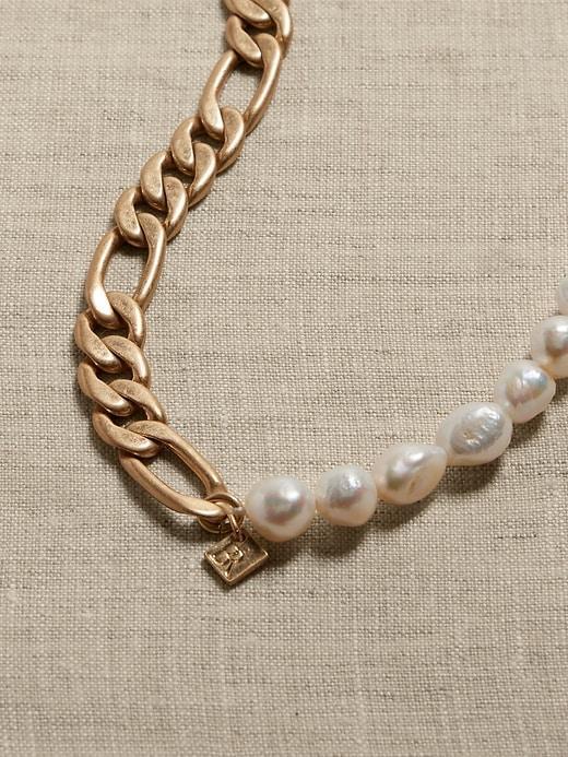 Chain Pearl Necklace Product Image