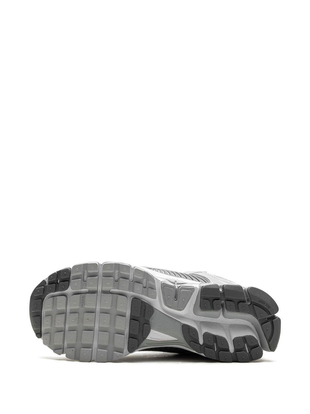 Zoom Vomero 5 "cool Grey" Sneakers Product Image