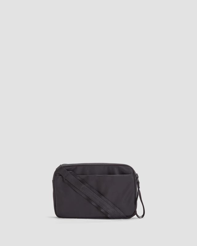 The Recycled Nylon Camera Bag Product Image