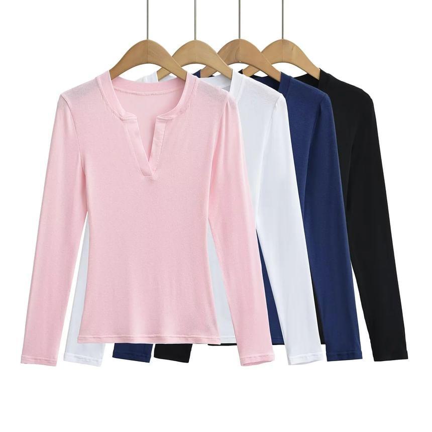 Long Sleeve V-Neck Plain Crop Tee Product Image