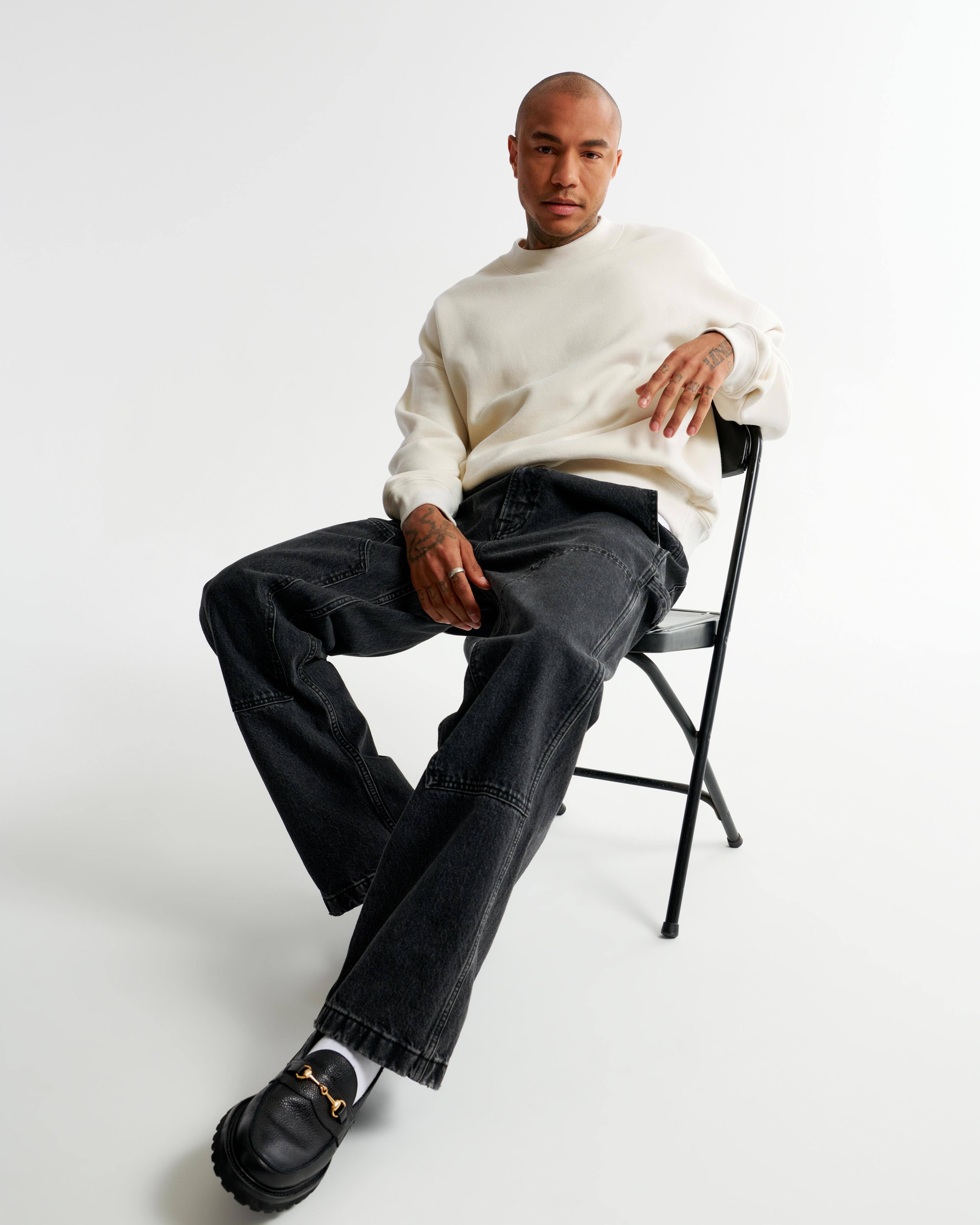 Essential Crew Sweatshirt Product Image