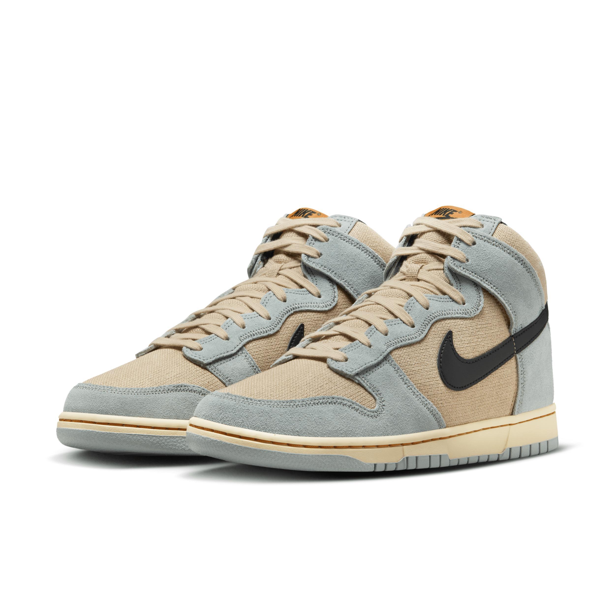 Nike Dunk Hi Retro SE sneakers Product Image