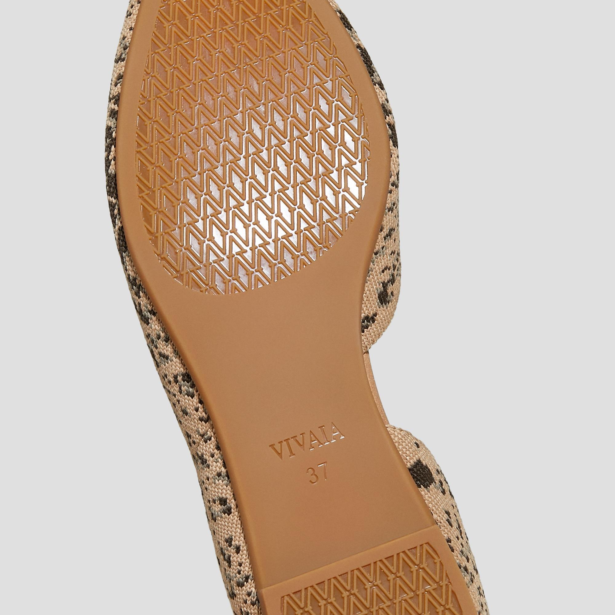 Pointed-Toe Flats (Melia) Product Image