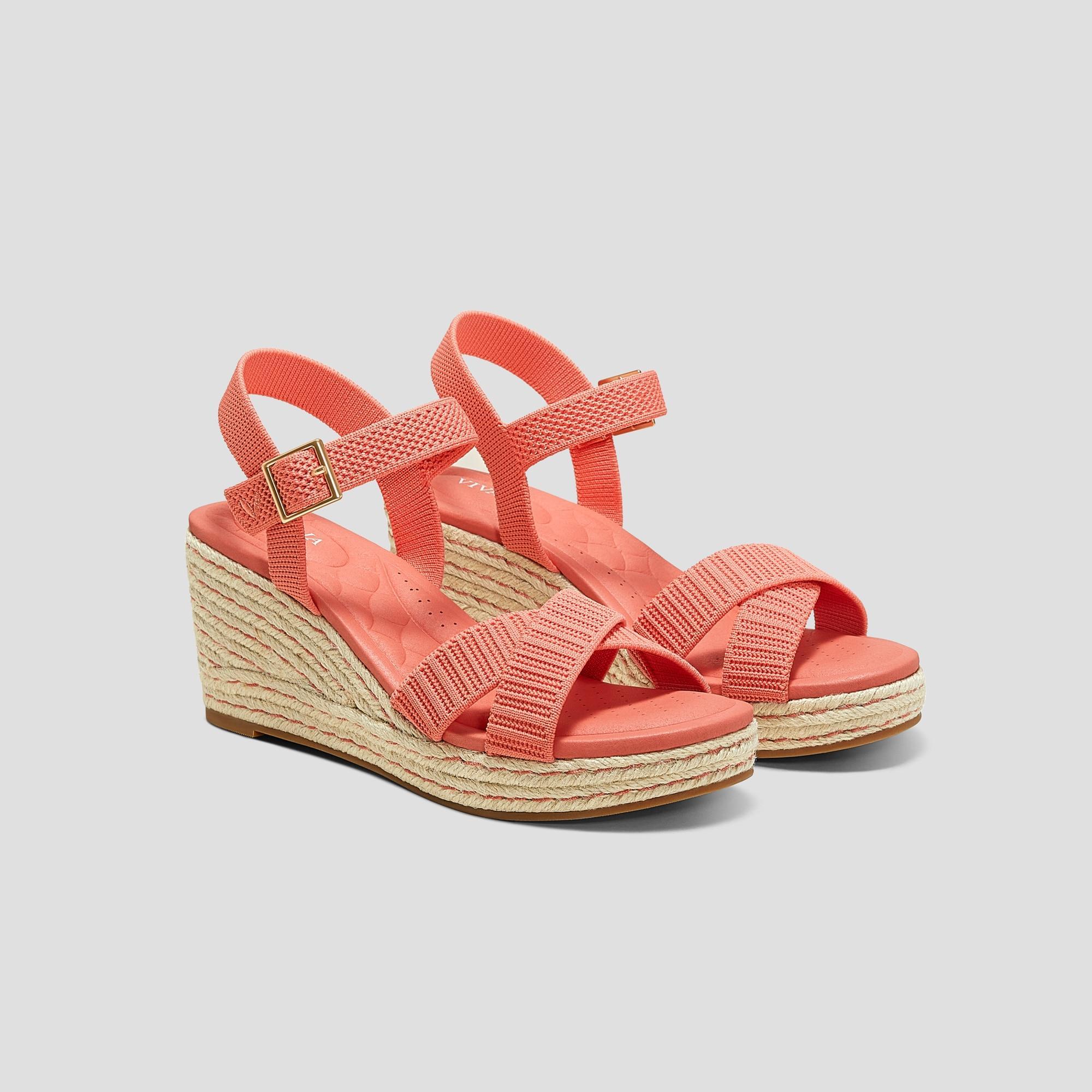 Round-toe Wedge Sandals (Sally Pro) product image