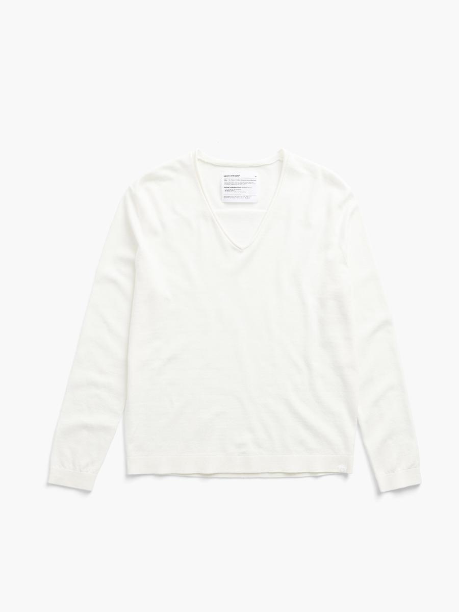 Women's Atlas Air V-Neck Sweater Product Image