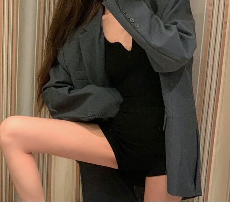 Long Sleeve V-Neck Plain Romper Product Image