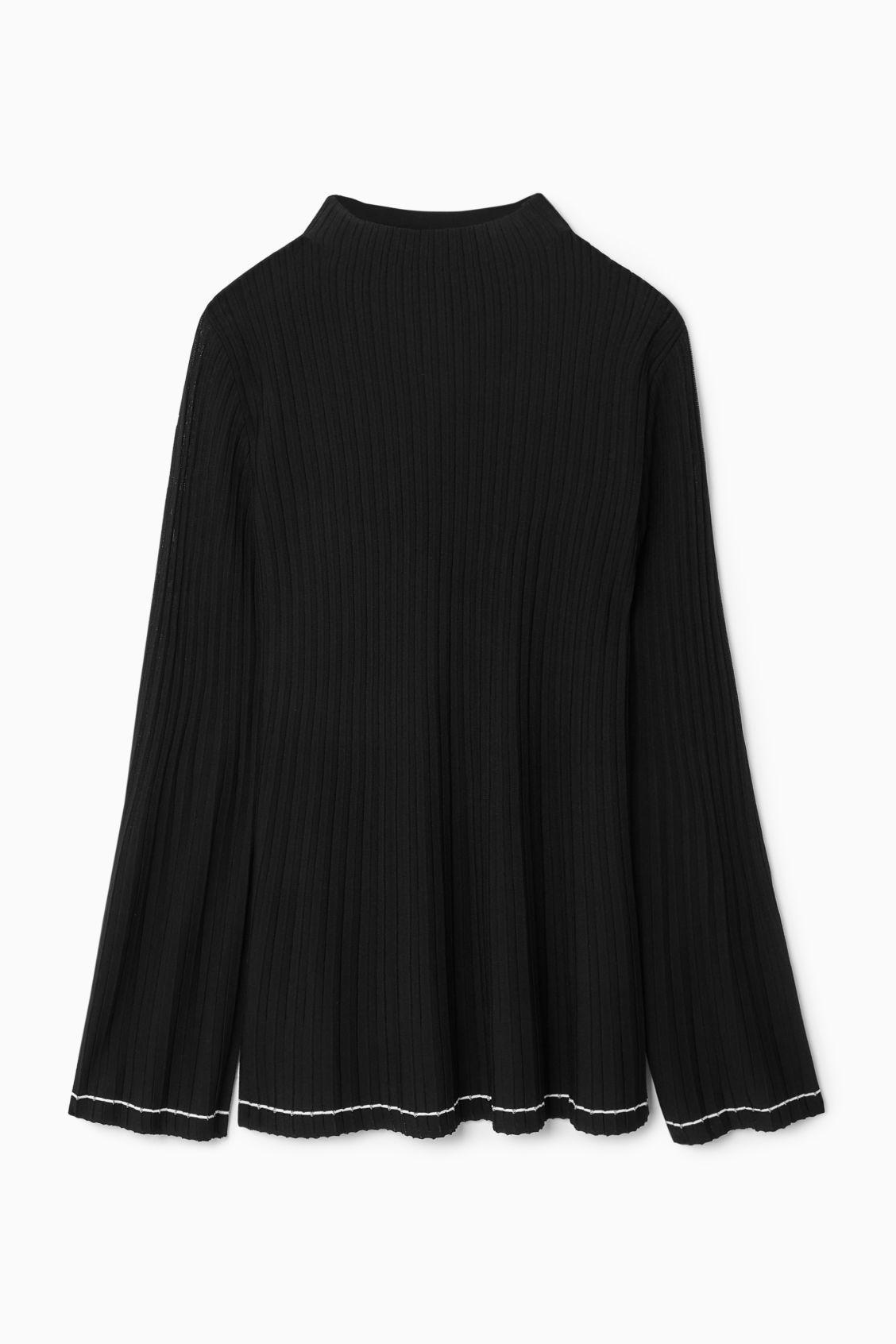 PLEATED KNITTED TUNIC TOP Product Image