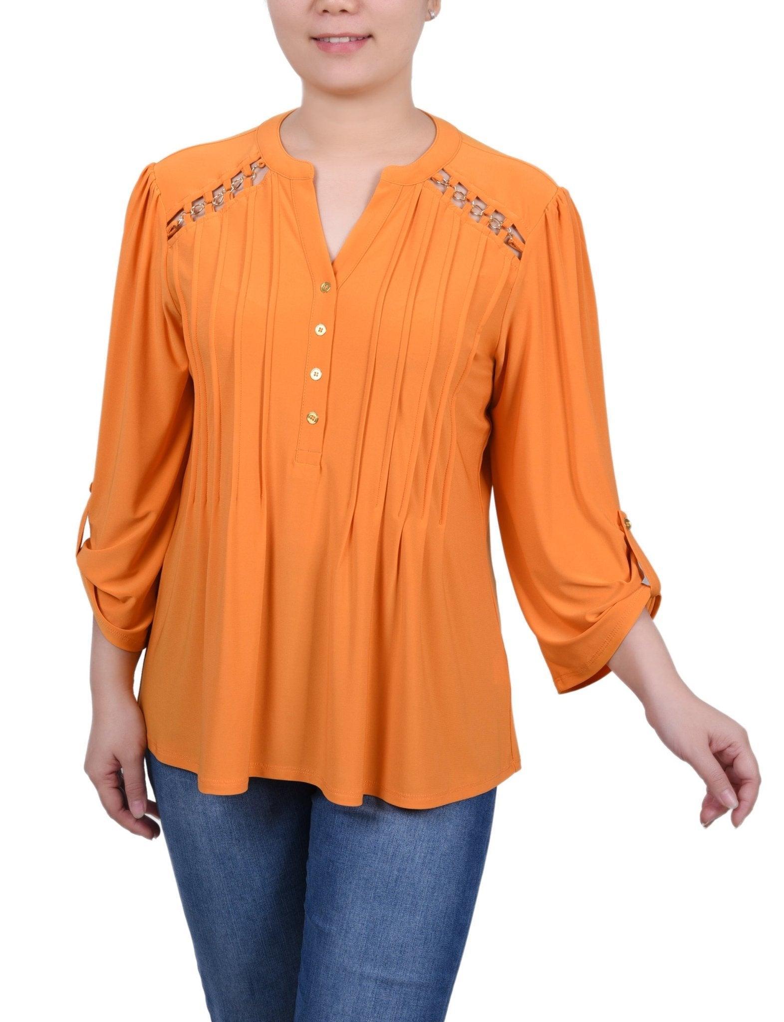 Pintuck Front Top With Chain Details - Petite Product Image